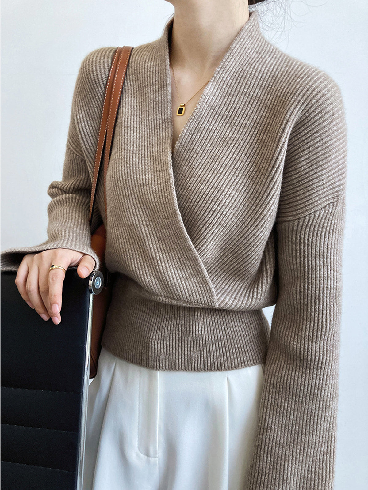 She's Effortless Wrap-tröja