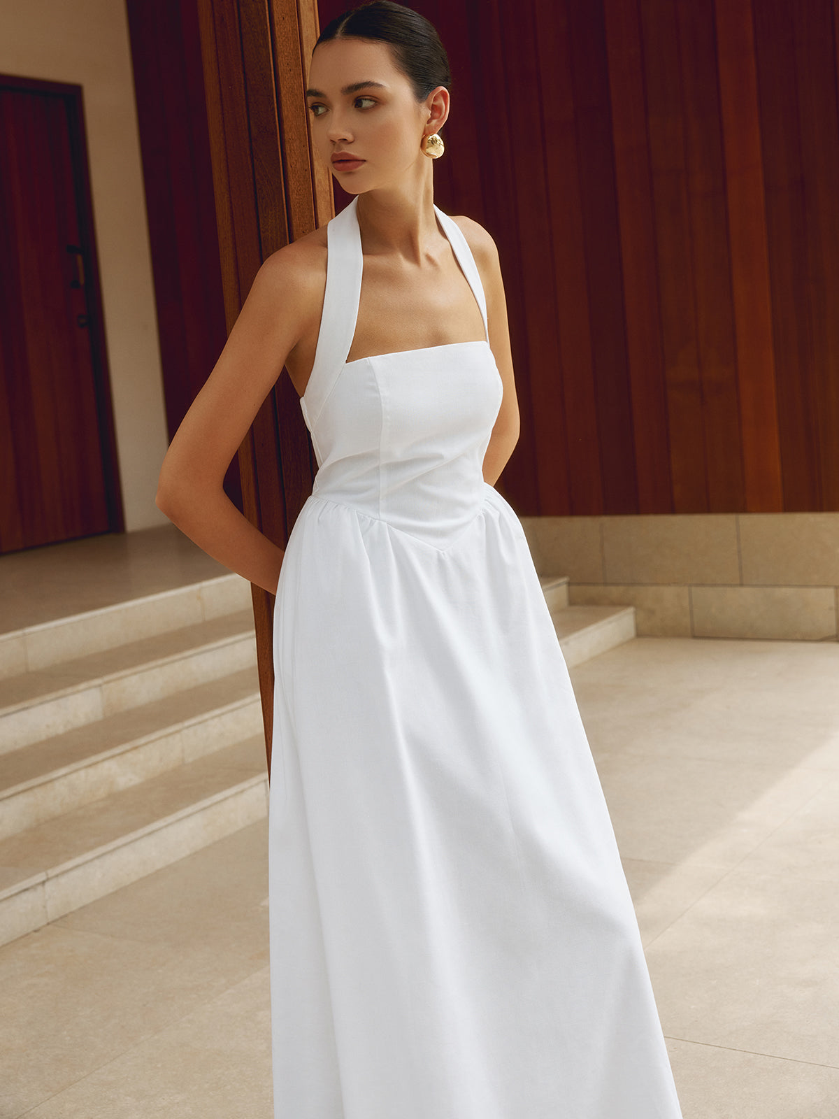 Langes Neckholder-Kleid in A-Linie aus Baumwolle und Leinen