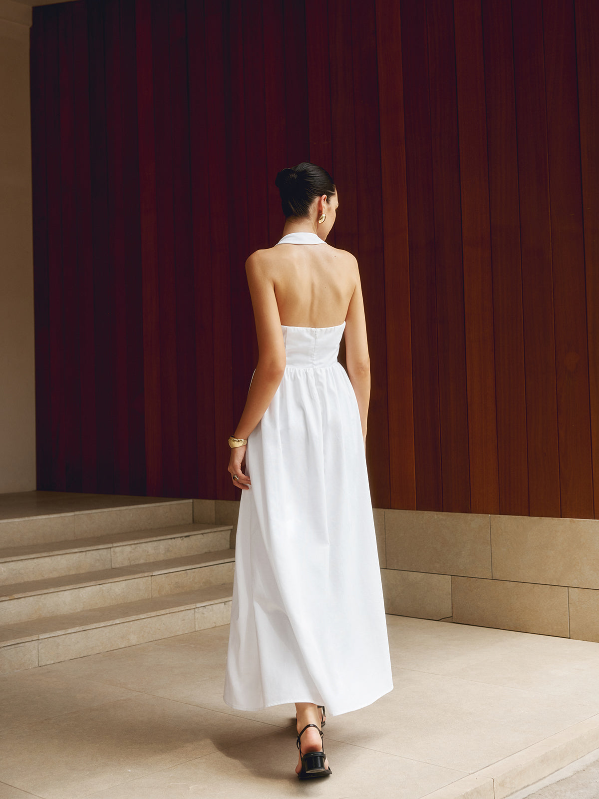 Langes Neckholder-Kleid in A-Linie aus Baumwolle und Leinen