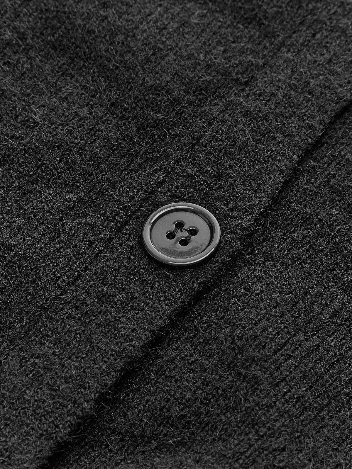 Patchwork V-ringad tröja med knappar