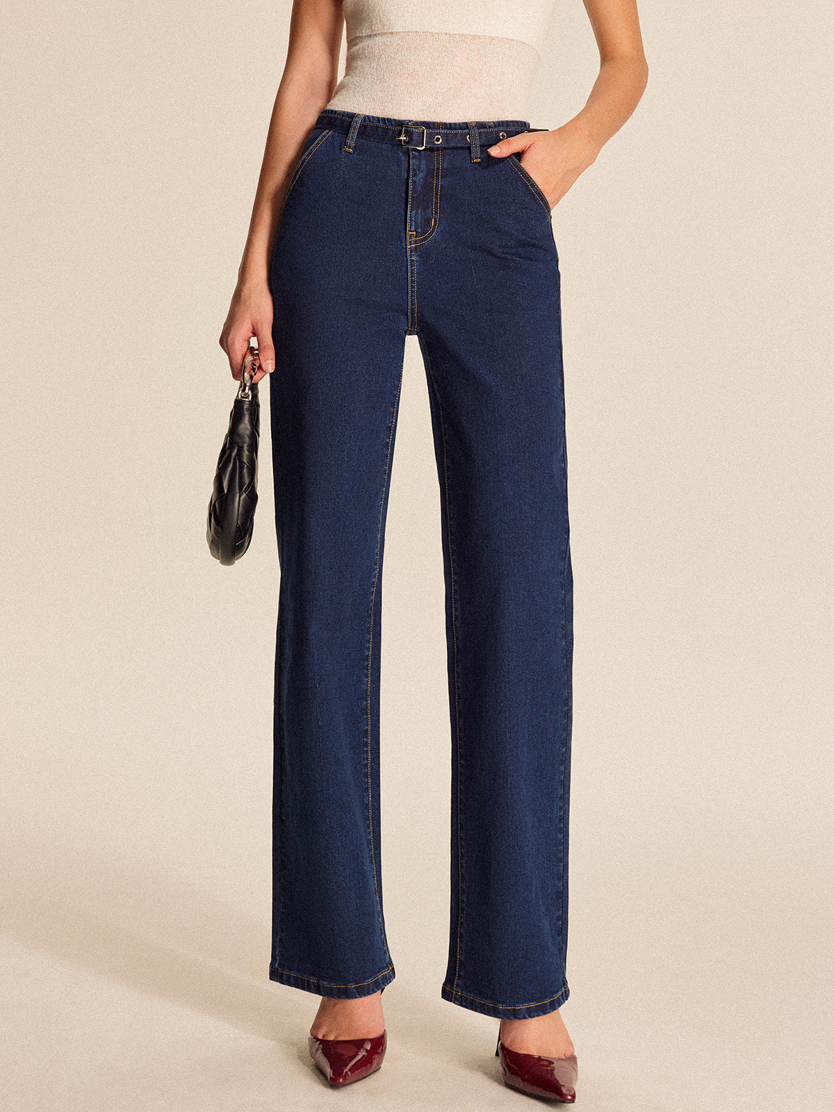 Denimbyxor med raka ben och skärp