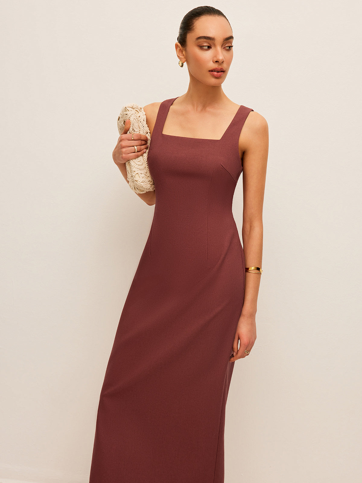 Kleid aus Baumwolle und Leinen mit Rückenschlitz
