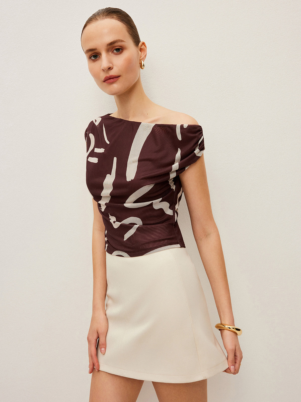 Off-Shoulder-Top mit abstraktem Print
