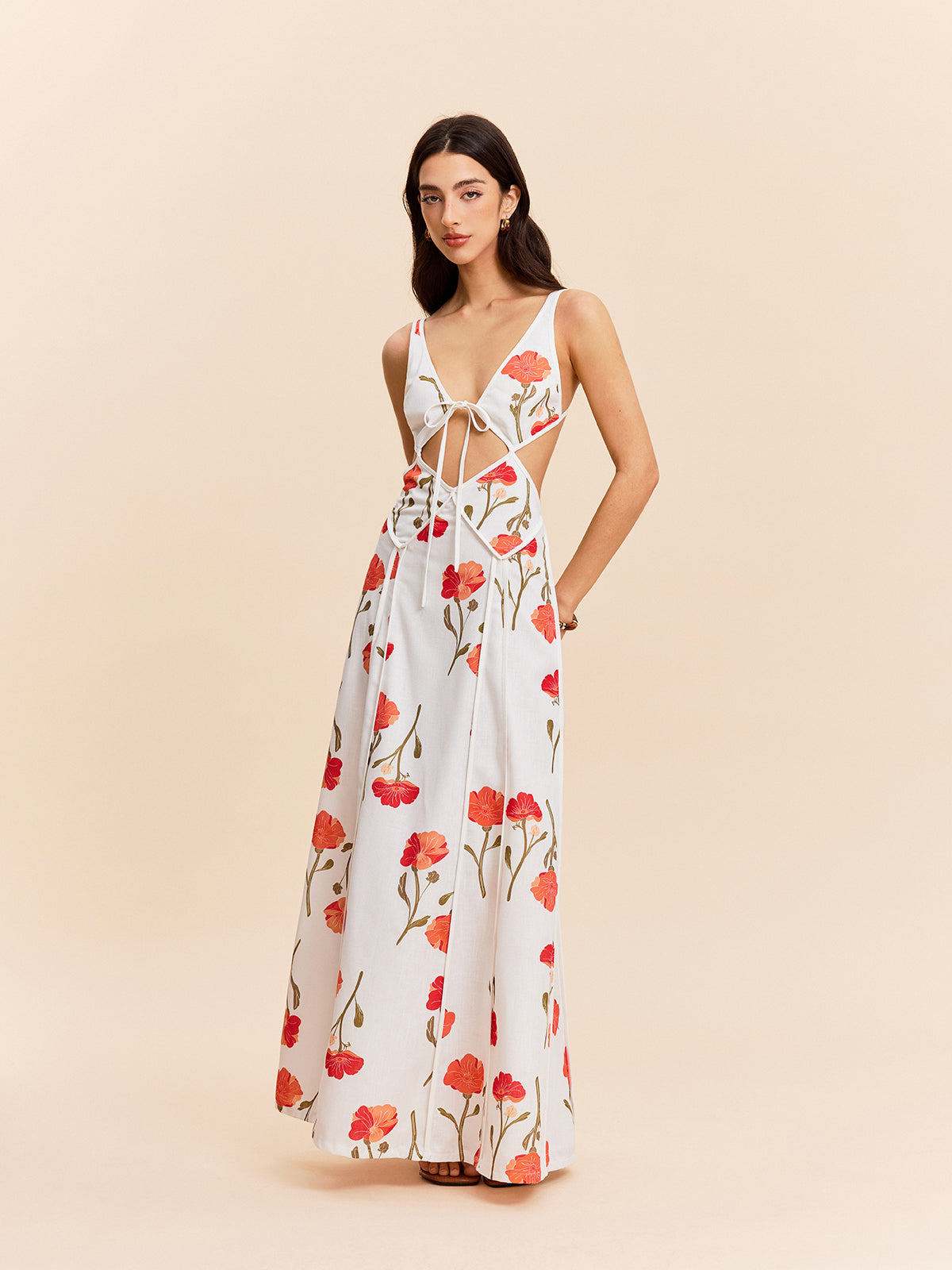 Kleid mit Blumenmuster und Cut-Outs zum Binden am Rücken