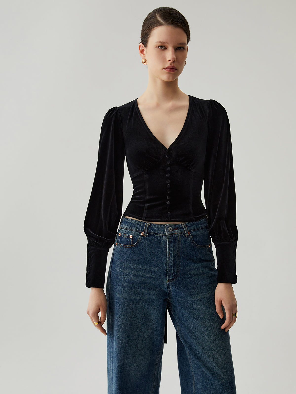 Sammetsknappad V-ringad långärmad Crop Top 
