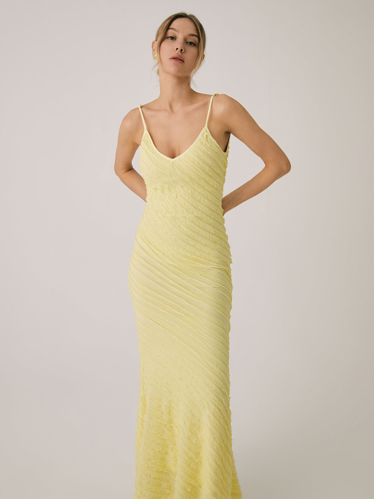 Rückenfreies, schlichtes Cami-Midikleid 