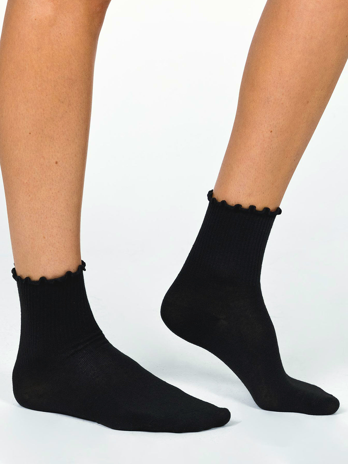 Socken mit Rüschensaum 