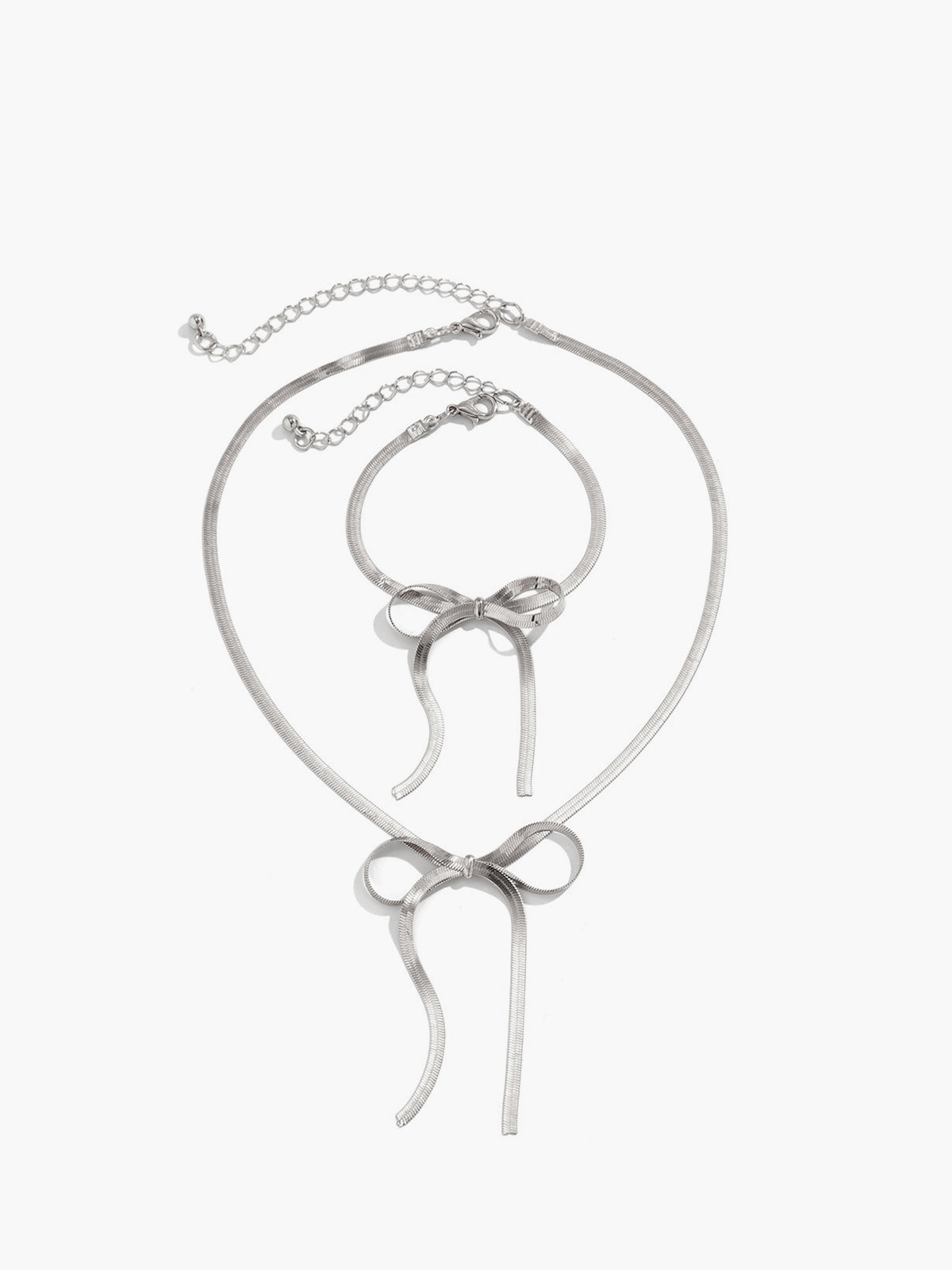 Halsketten-Armband-Set mit Schleife und Quaste 