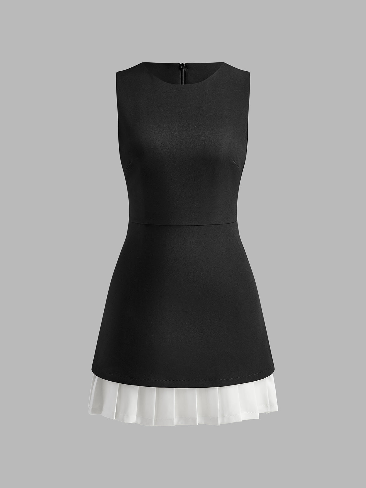 Zweifarbiges ärmelloses kurzes Plisseekleid 