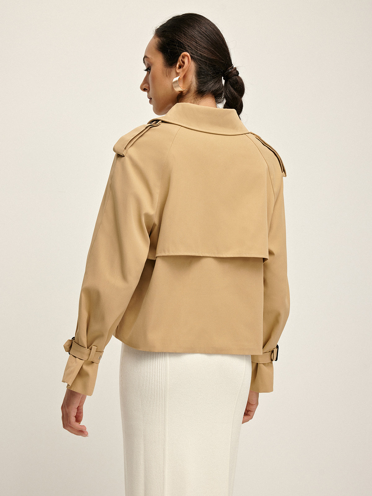 Trenchcoat med knäppt slag 