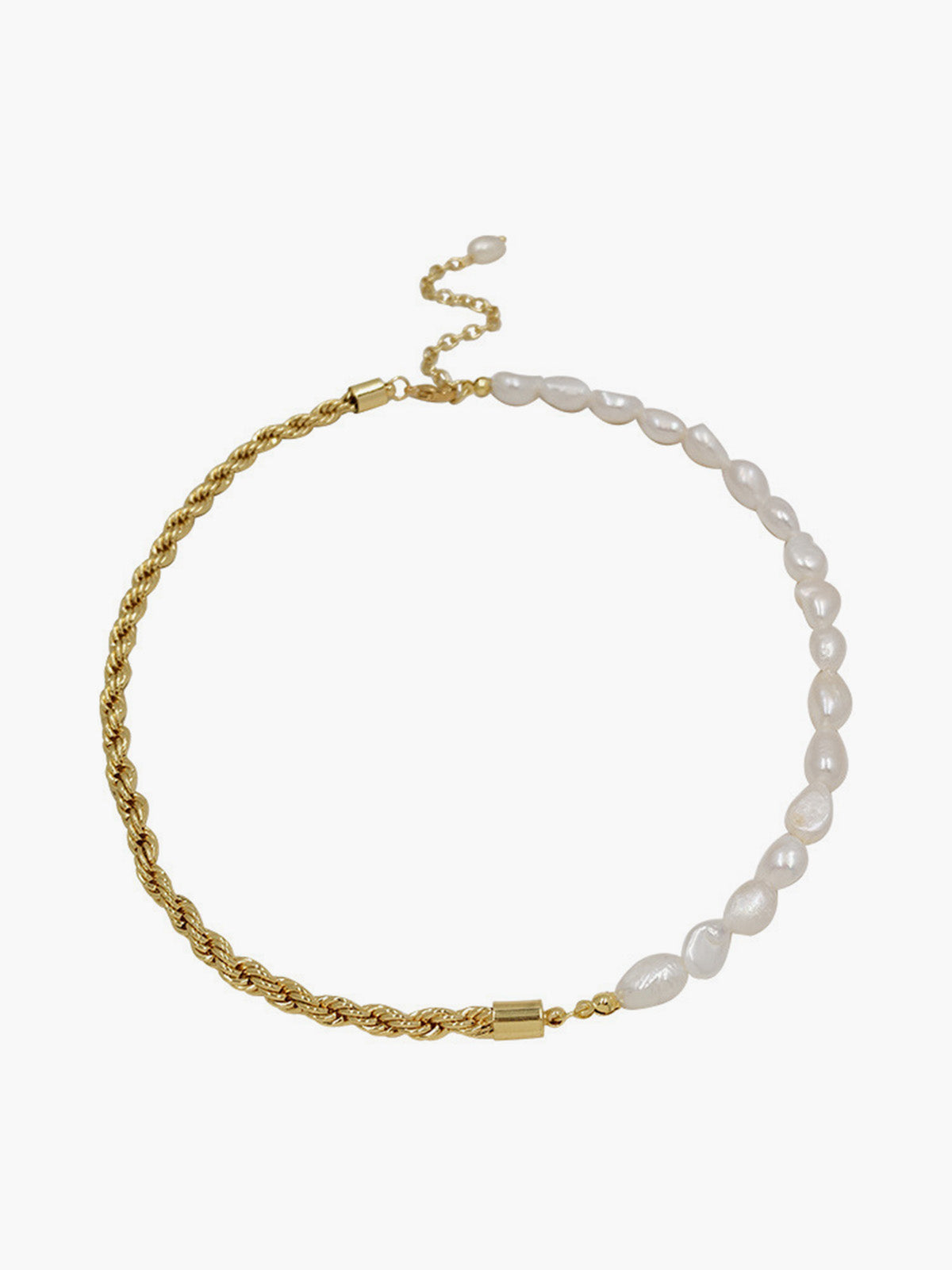 Halsband med vridet pärlmönster 