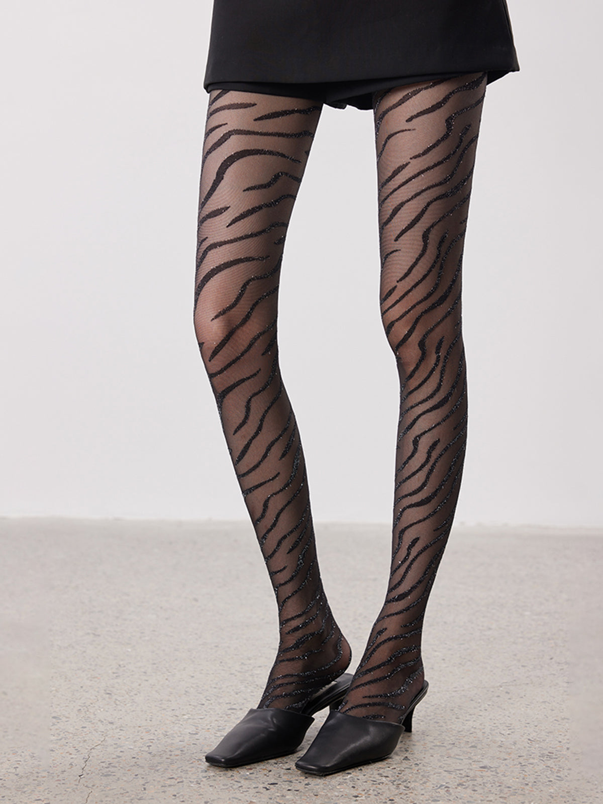 Transparente Strumpfhose mit Zebramuster 