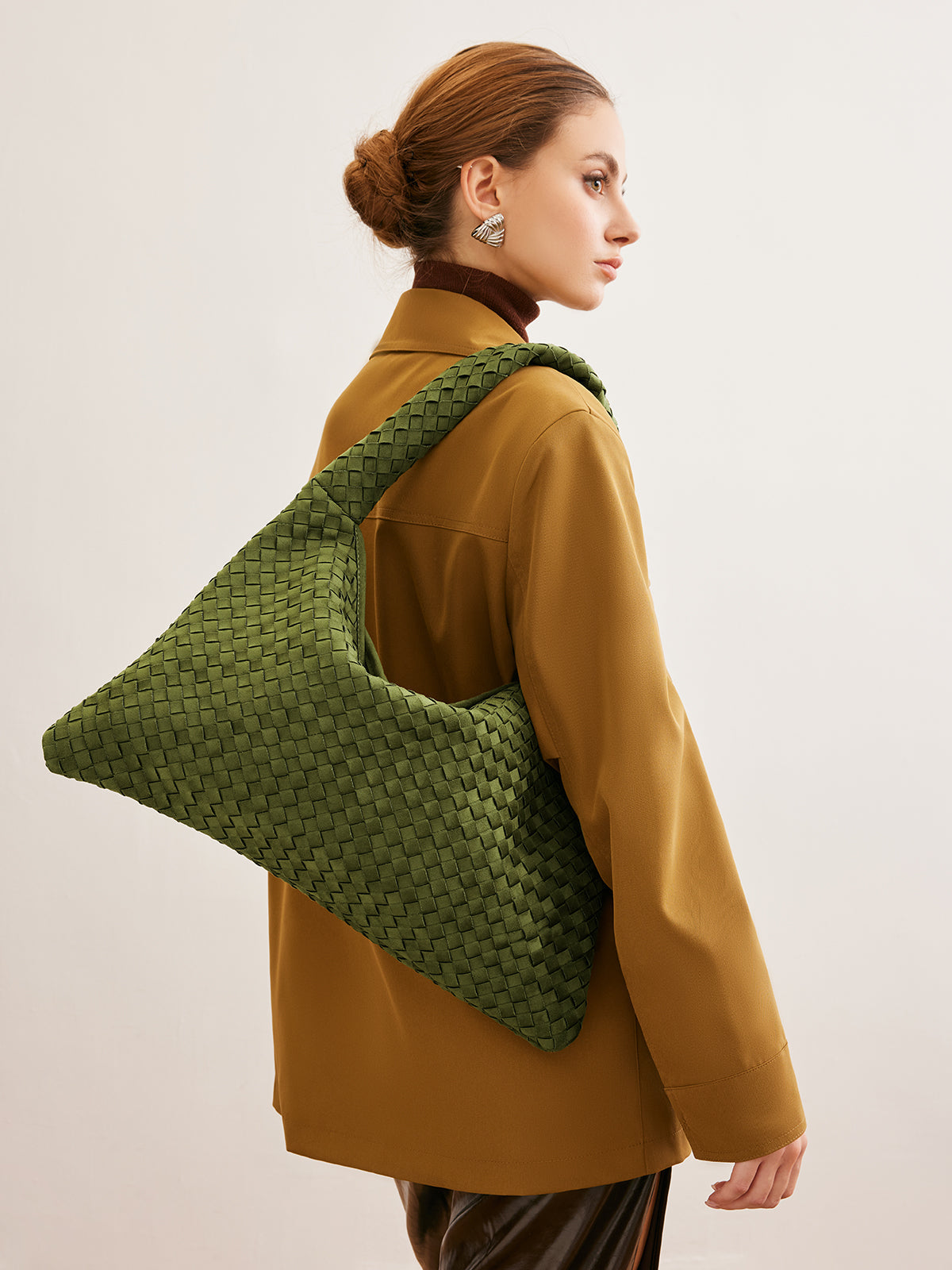 Gewebte Wildledertasche mit großem Fassungsvermögen 