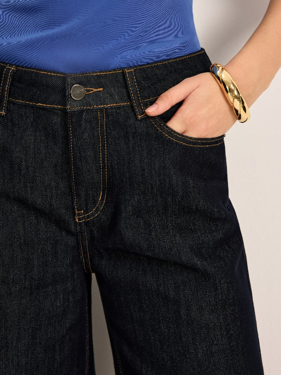 Jeanshose mit hoher Taille und weitem Bein 