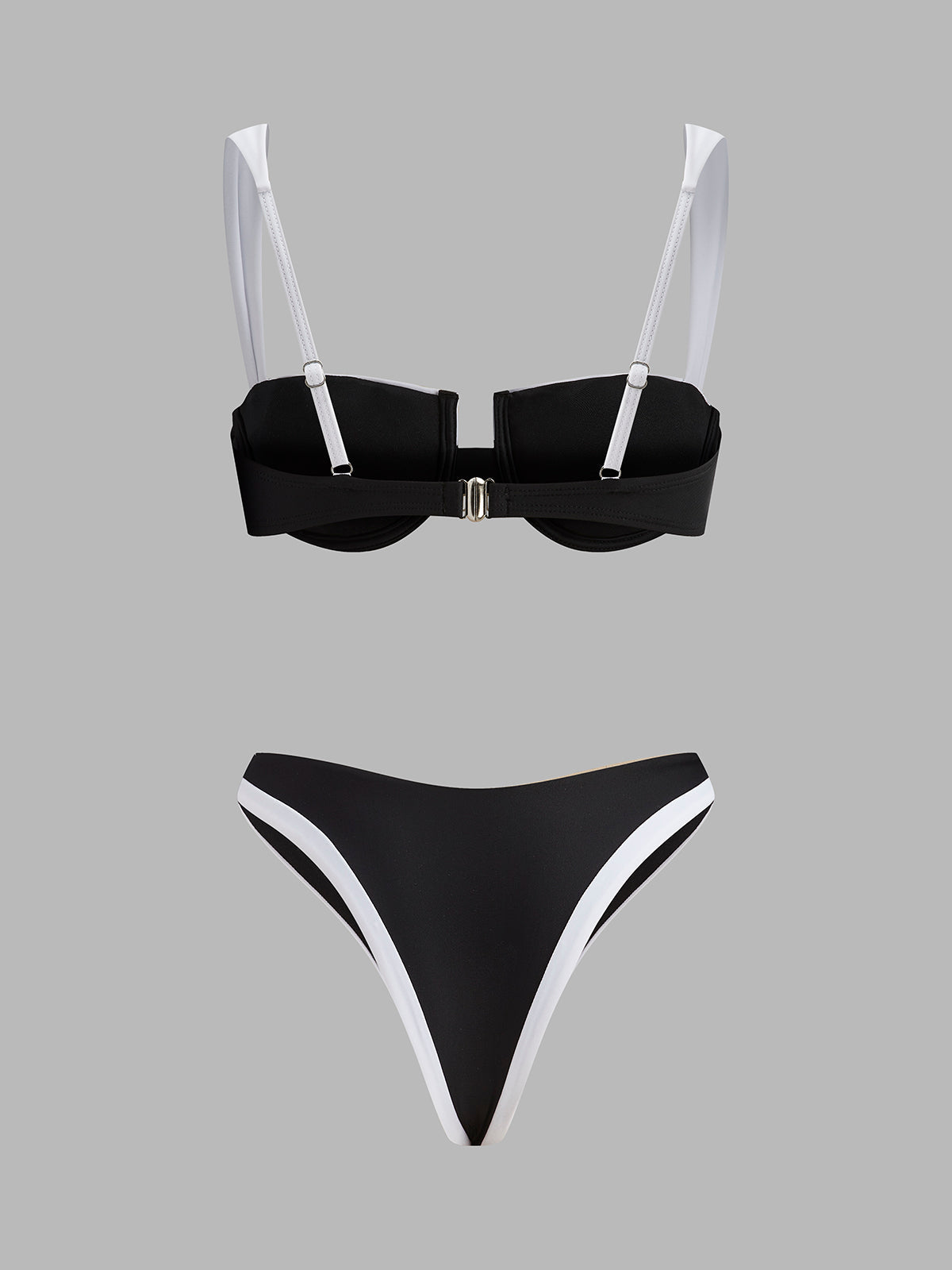 Bikiniset med kontrastfärgade detaljer 