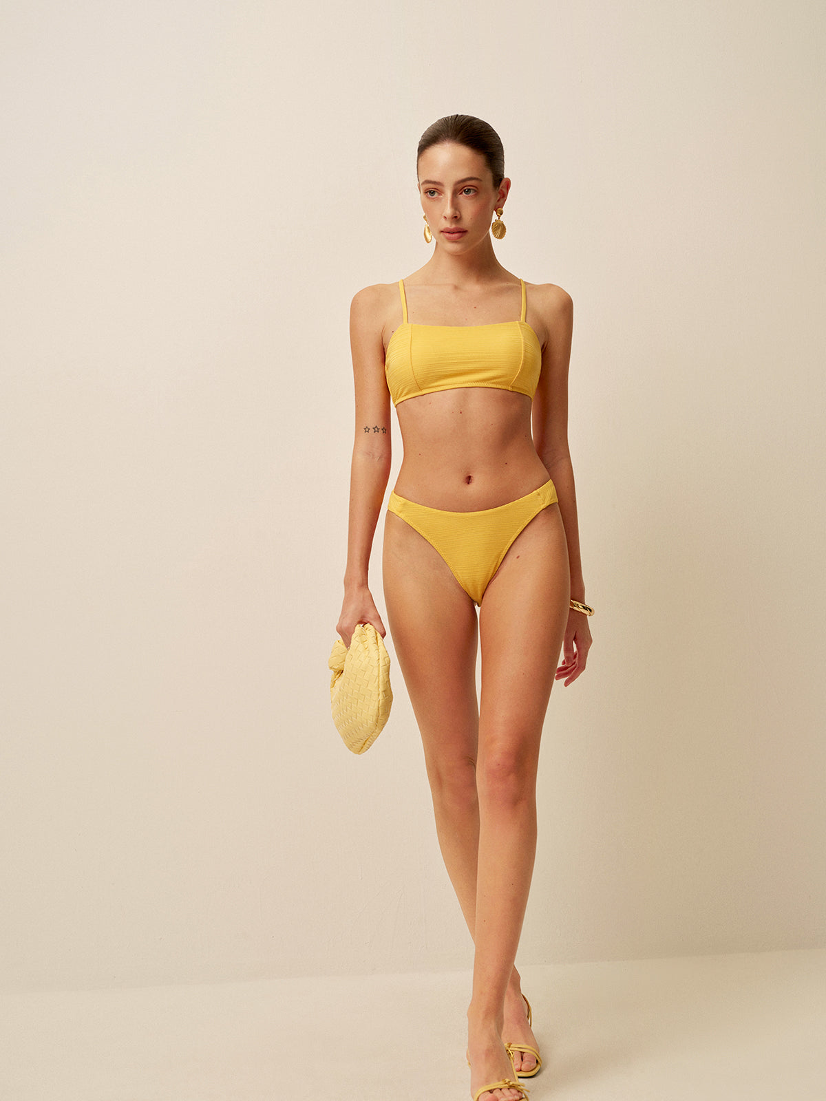 Bikiniset med rund halsringning och textur 