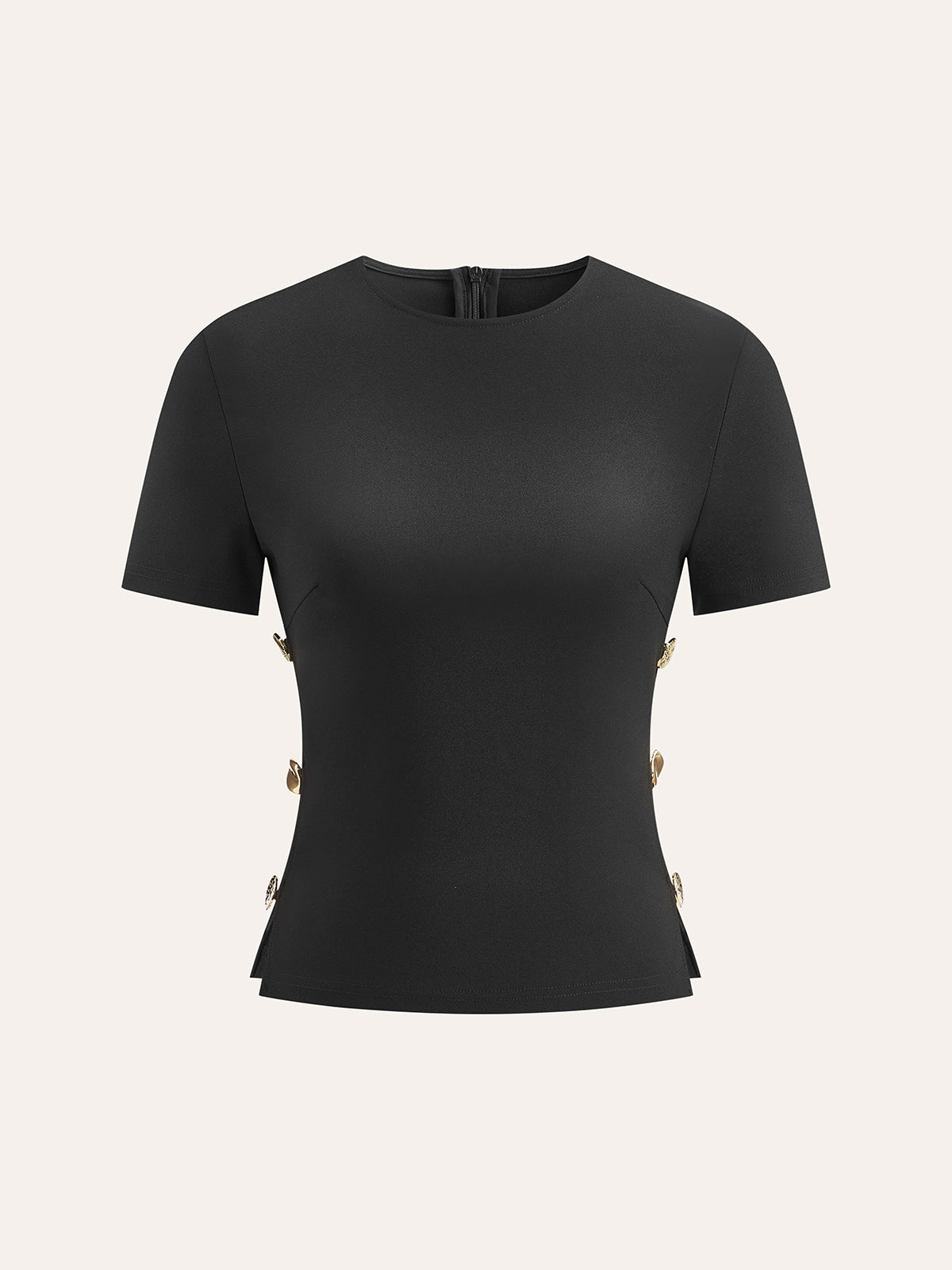 T-shirt med utskurna detaljer i metall och dragkedja på sidan 