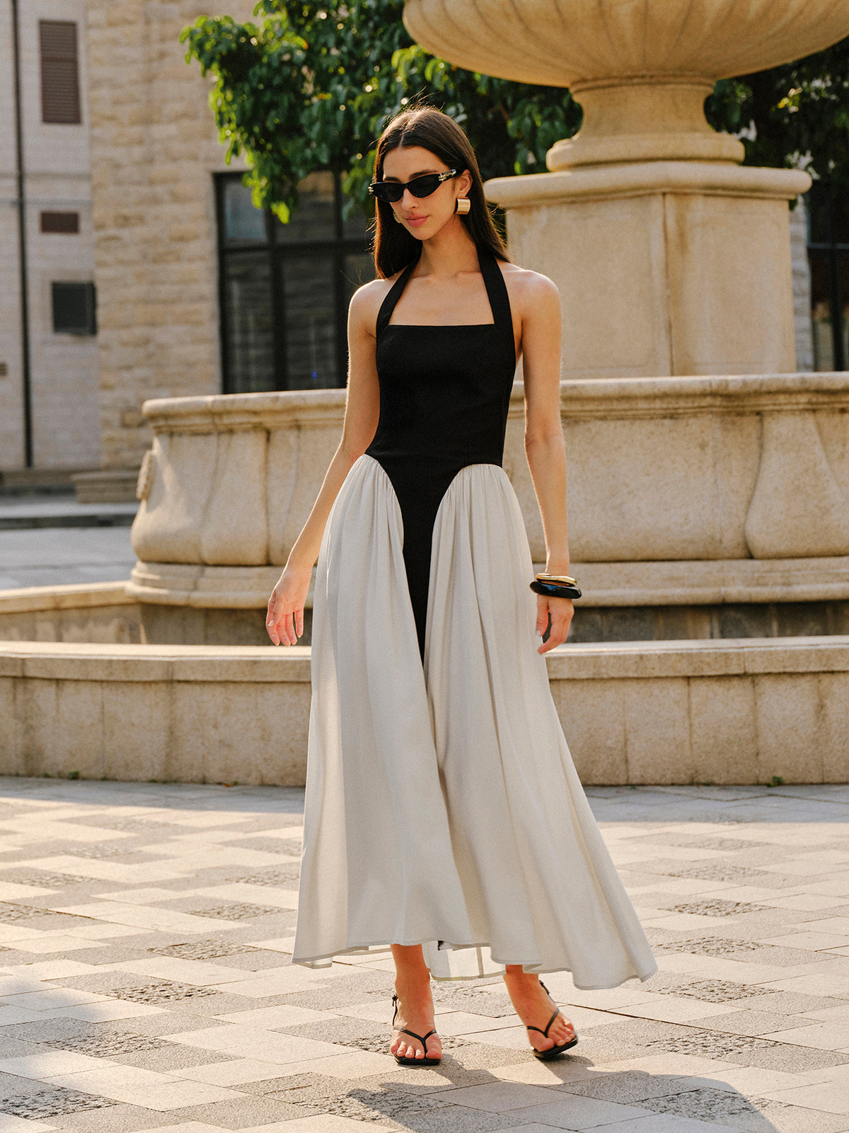 Neckholderkleid aus Leinenmischung mit Farbblockdesign 