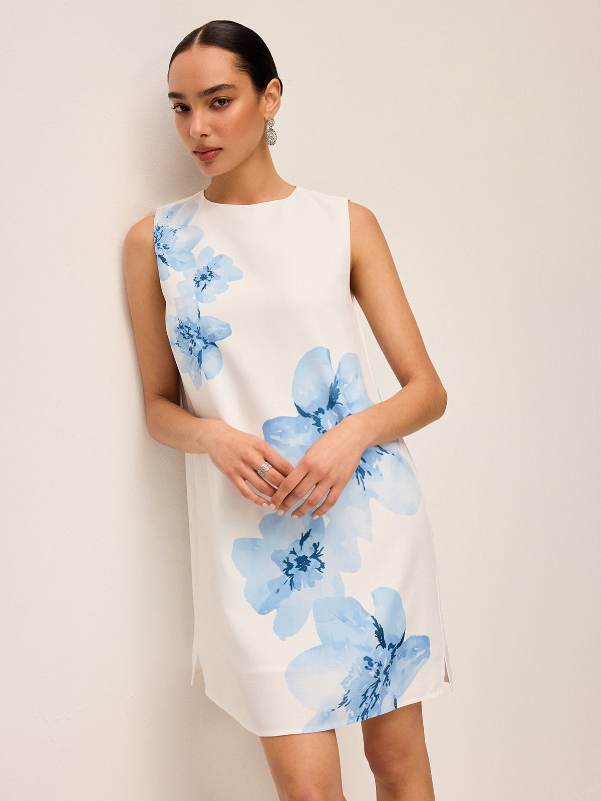 Kleid mit Reißverschluss und Blumen-Batikmuster 